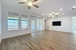 537 Narrow Vw Ln, Groveland, FL 34736 - Photo 8