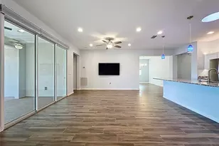 537 Narrow Vw Ln, Groveland, FL 34736 - Photo 10