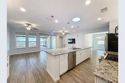537 Narrow View Lane, Groveland, FL 34736 - Photo 16