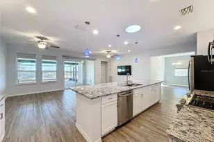 537 Narrow Vw Ln, Groveland, FL 34736 - Photo 16