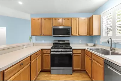 1019 Golden Grove Drive, The Villages, FL 32162 - Photo 12