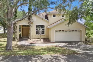 13048 Baybrook Ln, Clermont, FL 34711 - Photo 2