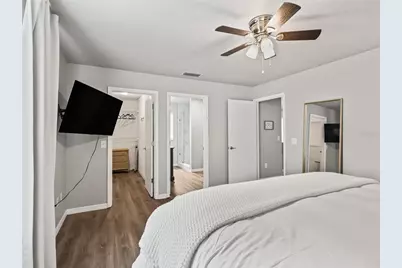 321 San Marino Drive, The Villages, FL 32159 - Photo 20