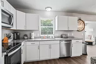 321 San Marino Dr, The Villages, FL 32159 - Photo 16