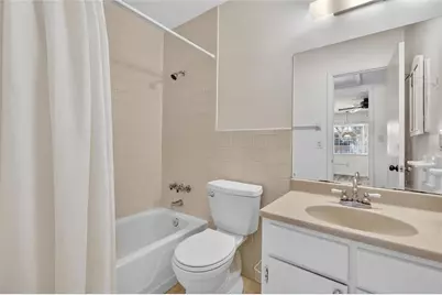 200 E 10th Avenue #8, Mount Dora, FL 32757 - Photo 8