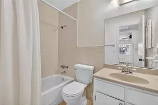 200 E 10th Ave, Mount Dora, FL 32757 - Photo 8
