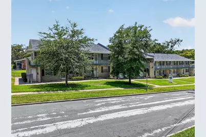 200 E 10th Avenue #8, Mount Dora, FL 32757 - Photo 18