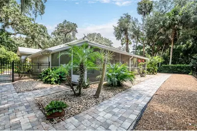 16720 Beauclaire Ct, Tavares, FL 32778 - Photo 30
