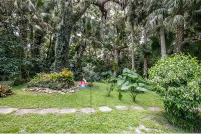 16720 Beauclaire Ct, Tavares, FL 32778 - Photo 32