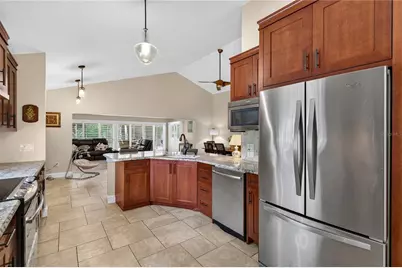 16720 Beauclaire Ct, Tavares, FL 32778 - Photo 8