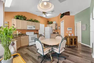 1516 Martinez Dr, Lady Lake, FL 32159 - Photo 6