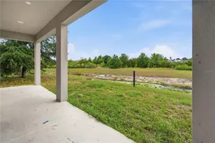 205 Aberdeen St, Davenport, FL 33896 - Photo 2