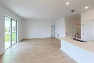 6205 Sanders Grove Cir, Okahumpka, FL 34762 - Photo 10