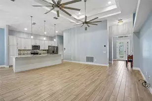 10339 Addison Shr Wy, Oxford, FL 34484 - Photo 8