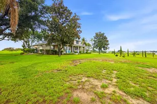 915 N Crooked Lake Dr, Babson Park, FL 33827 - Photo 2
