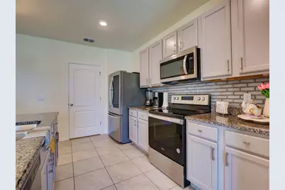 11244 Amber Ridge Drive, Zellwood, FL 32798 - Photo 14