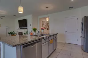 11244 Amber Ridge Dr, Zellwood, FL 32798 - Photo 12