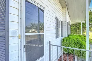15116 Brookridge Blvd, Brooksville, FL 34613 - Photo 10