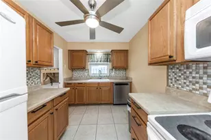 5711 92nd Ave N, Pinellas Park, FL 33782 - Photo 16
