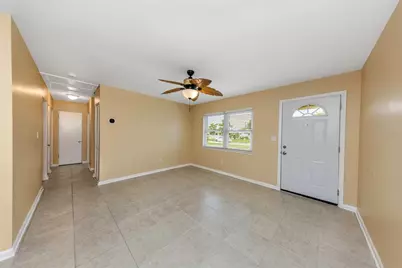5711 92nd Avenue N, Pinellas Park, FL 33782 - Photo 8