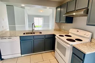 2298 Santa Lucia St, Kissimmee, FL 34743 - Photo 4