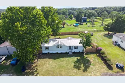 8531 Semmes Street, Zephyrhills, FL 33540 - Photo 32
