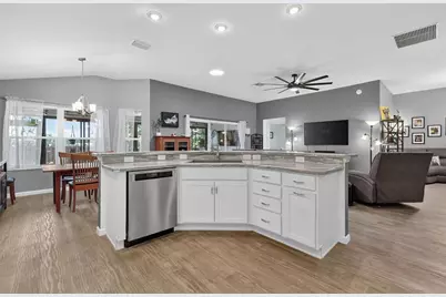 11387 Zimmerman Path, Oxford, FL 34484 - Photo 10