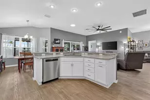11387 Zimmerman Path, Oxford, FL 34484 - Photo 10