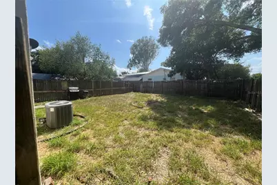 1120 S Mary Street, Eustis, FL 32726 - Photo 2