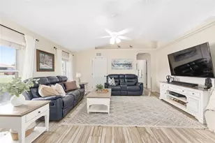 10057 SE 125th St, Belleview, FL 34420 - Photo 6