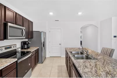 1351 Fox Squirrel Drive, Davenport, FL 33897 - Photo 6