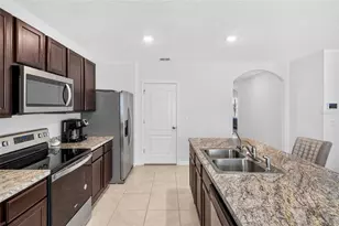 1351 Fox Squirrel Dr, Davenport, FL 33897 - Photo 6