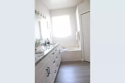 3850 Beacon Ridge Way, Clermont, FL 34711 - Photo 22