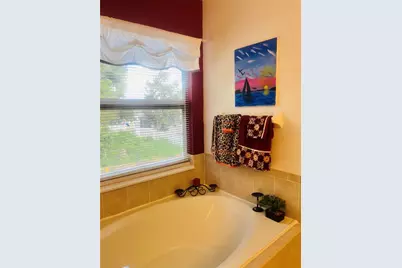 4015 Lakeside Reserve Lane, Orlando, FL 32810 - Photo 32