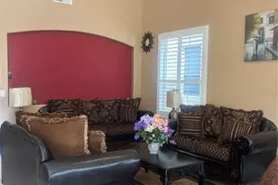 4015 Lakeside Reserve Ln, Orlando, FL 32810 - Photo 4