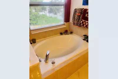 4015 Lakeside Reserve Lane, Orlando, FL 32810 - Photo 34