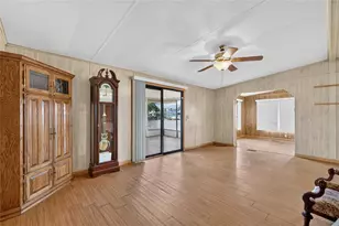 1610 Sunshine Ln, Tavares, FL 32778 - Photo 6