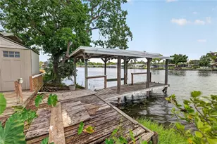 1610 Sunshine Ln, Tavares, FL 32778 - Photo 4