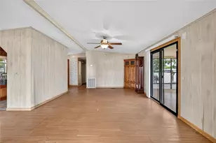 1610 Sunshine Ln, Tavares, FL 32778 - Photo 18