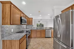 726 Bradford Loop, The Villages, FL 32163 - Photo 16