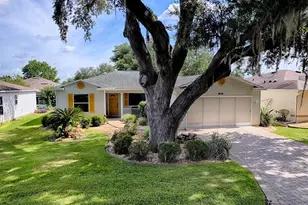 1033 Meadowbend Dr, Leesburg, FL 34748 - Photo 2