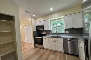 665 W Juniata St, Clermont, FL 34711 - Photo 4