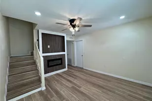 665 W Juniata St, Clermont, FL 34711 - Photo 2