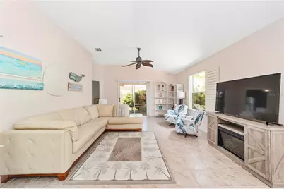 440 Valverda Drive, The Villages, FL 32162 - Photo 12