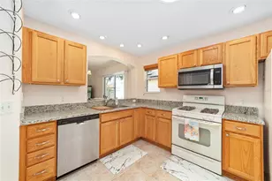 440 Valverda Dr, The Villages, FL 32162 - Photo 20