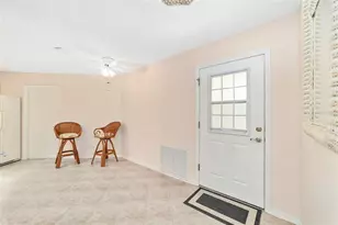 440 Valverda Dr, The Villages, FL 32162 - Photo 22