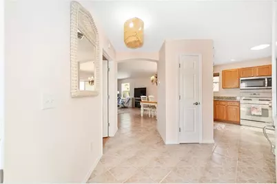 440 Valverda Drive, The Villages, FL 32162 - Photo 8