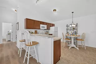 2581 Errol Terrace, The Villages, FL 32162 - Photo 10