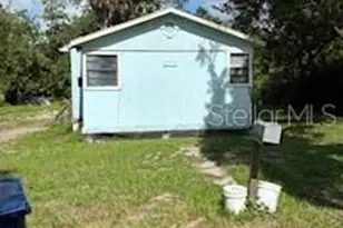 8310 N Hillsborough Ln, Tampa, FL 33604 - Photo 8