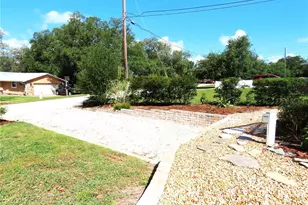 787 N Waterview Dr, Clermont, FL 34711 - Photo 6